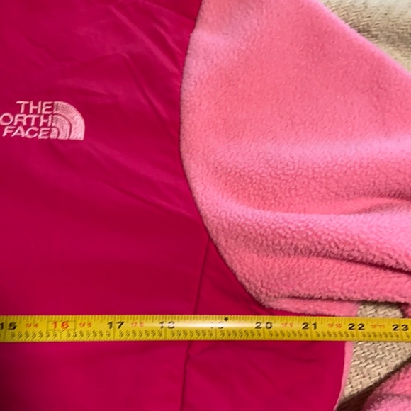 Fleece Style Jacket by The NorthFace Brand. EUC! - Picture 4 of 16